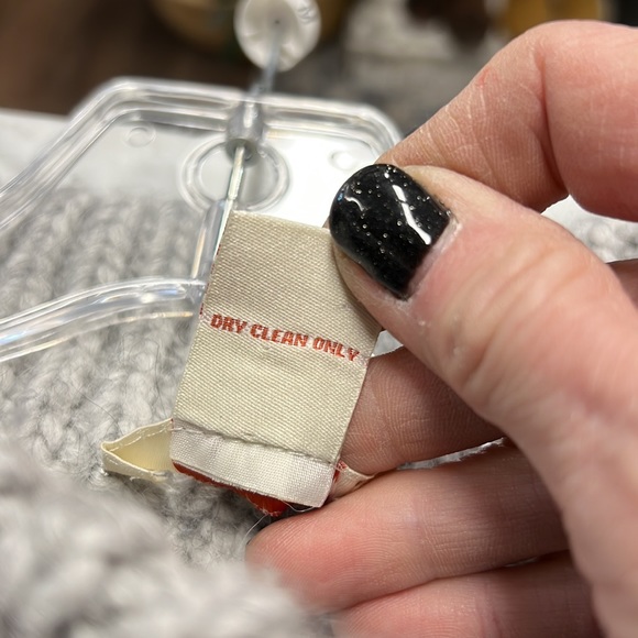 Sundance Gray Wool/Alpaca Flower Accent Sweater Size M - Picture 9 of 9